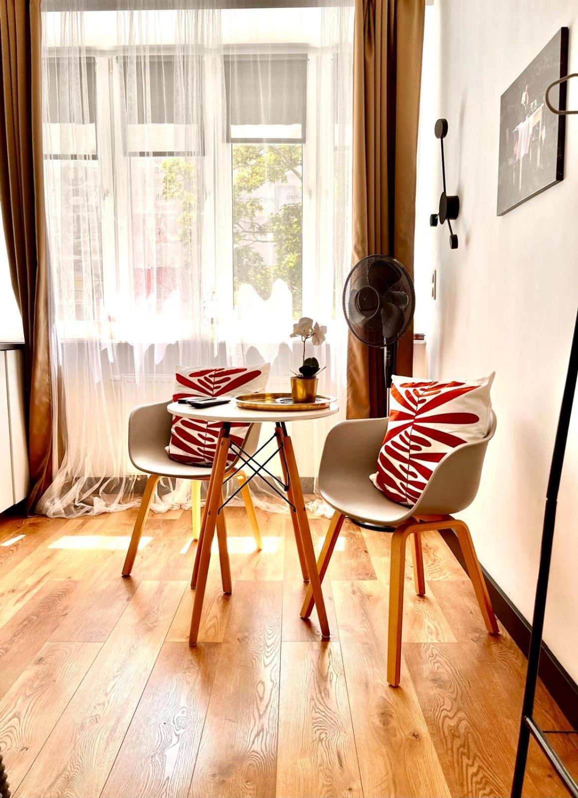 Super 1 Bed Room Condo In Warszawa Center 외부 사진